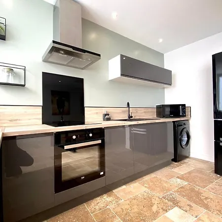 Le Loft - Bain Jacuzzi Et Sauna * Nimes